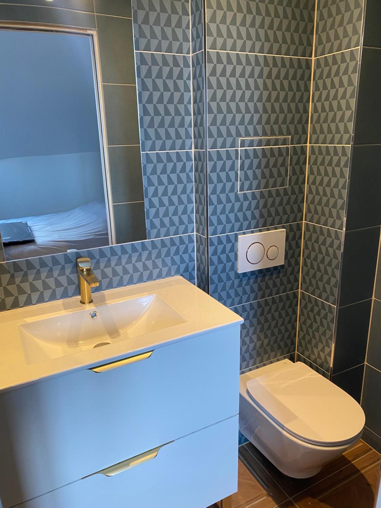 Hdg Hotel Gare De L'Isle Adam Appart'S Hotel Parmain Zewnętrze zdjęcie